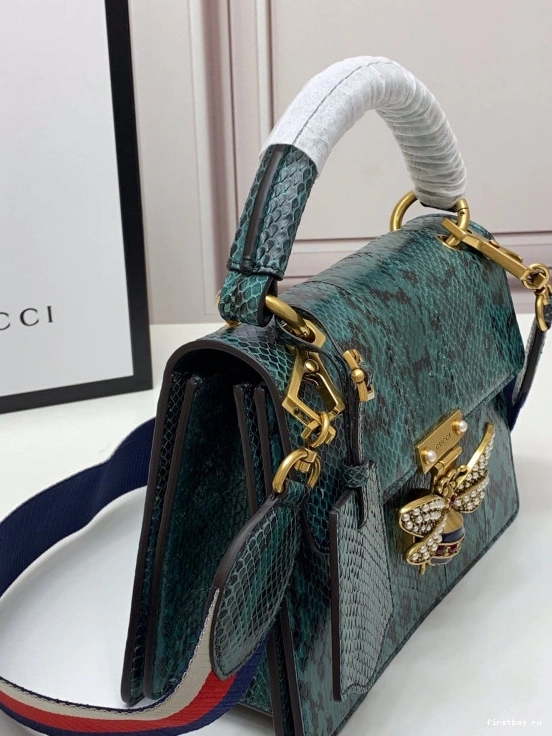 First bag ru GUCCI Queen Margaret 0801